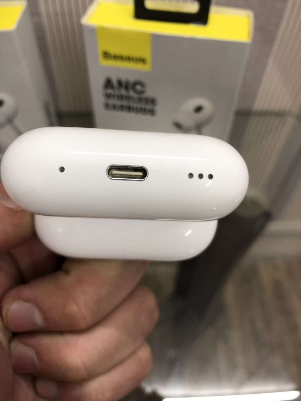 BASEUS AirPods Pro 2 with Pouch Buzzer Magnet TypeC.